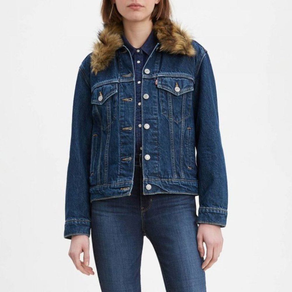 NWT Levi's Denim Jeans Jacker Dark Blue Ex Boyfriend Trucker Size Small